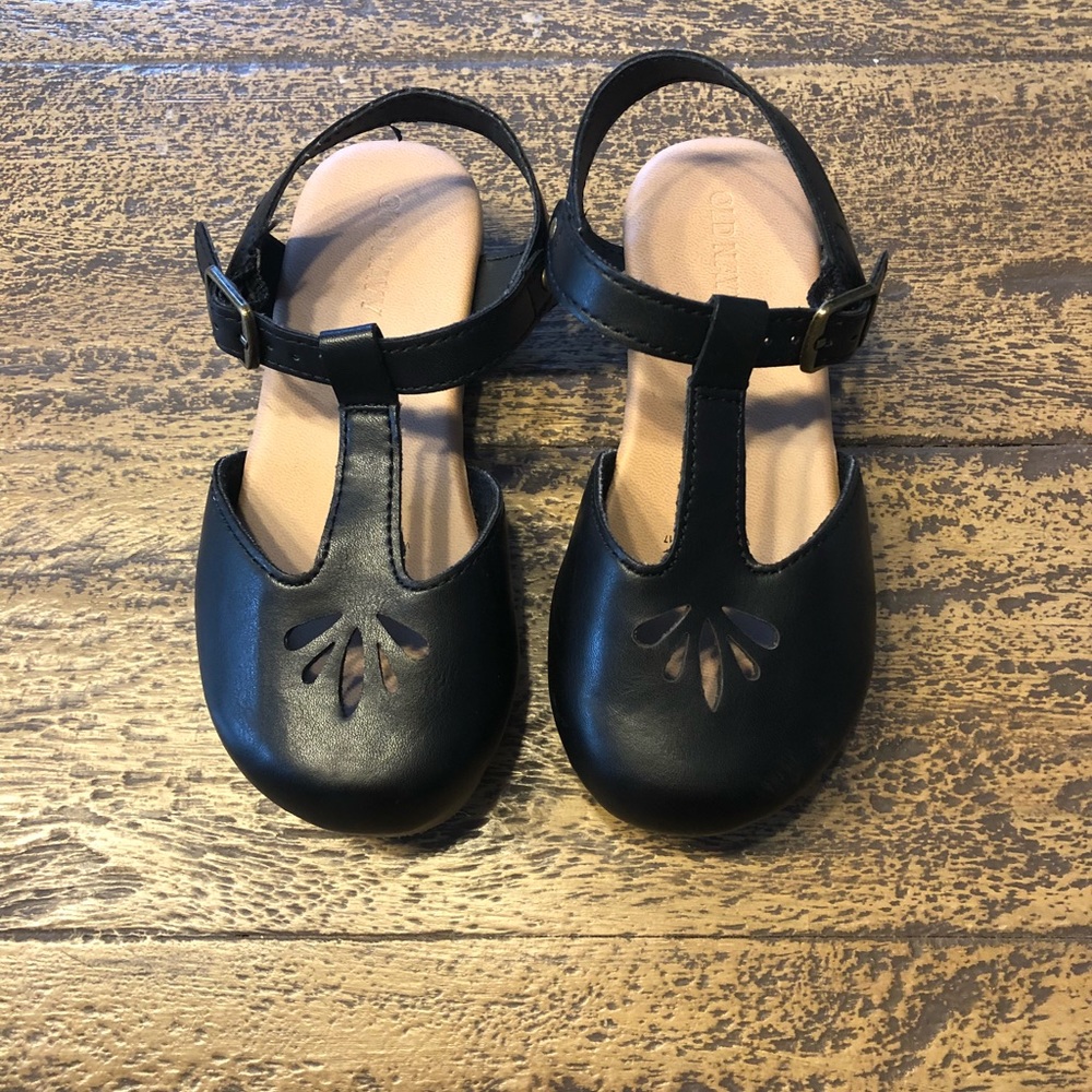 ON classic clogs